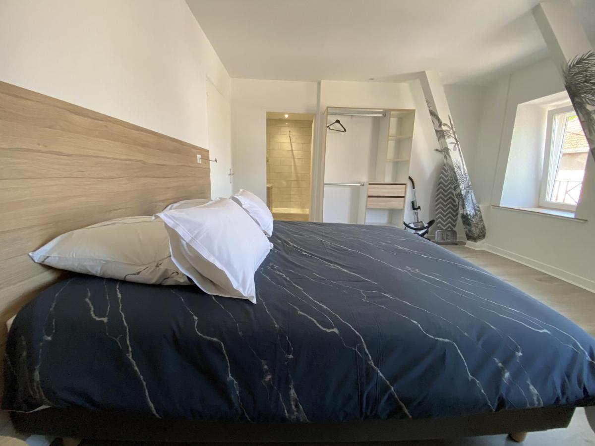 Residence Gaby & Tom 4 Etoiles คองเทร็กเซวิลล์ ภายนอก รูปภาพ